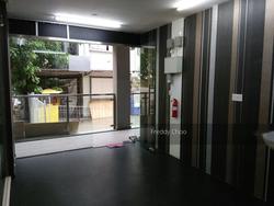 Le Regal (D14), Retail #122084932